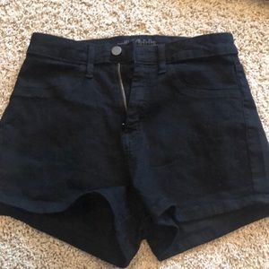 mid rise black jean shorts